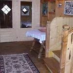 Pensiun Tung By Interhome Tatil Evi Vna